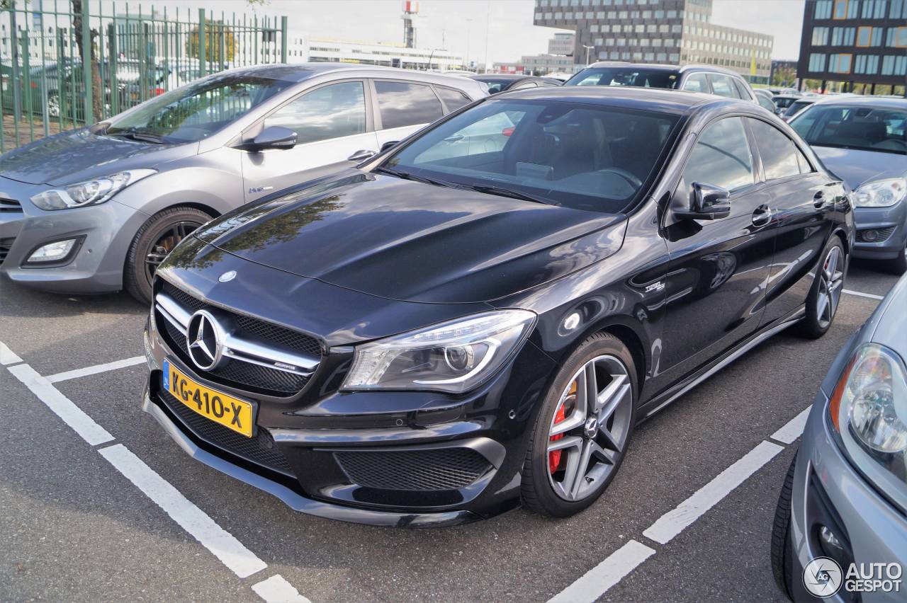 Mercedes-Benz CLA 45 AMG C117