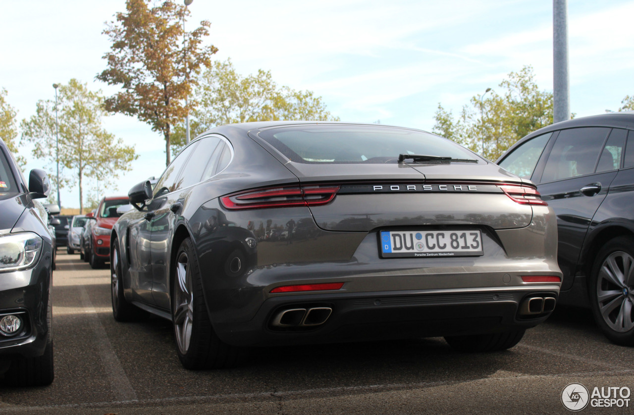 Porsche 971 Panamera Turbo