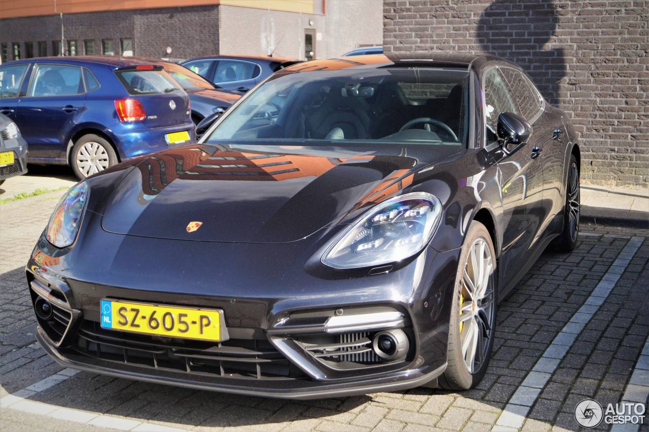 Porsche 971 Panamera Turbo S E-Hybrid Sport Turismo