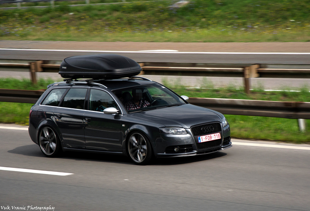 Audi RS4 Avant B7