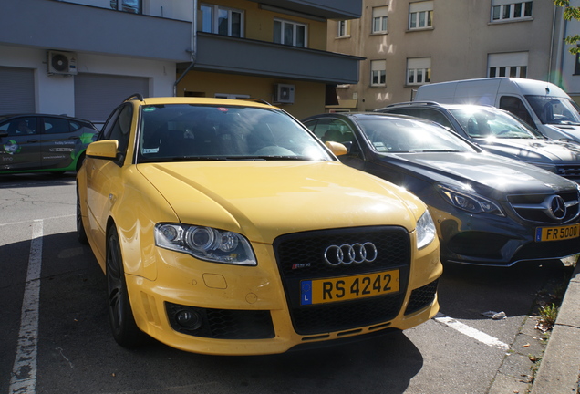 Audi RS4 Avant B7