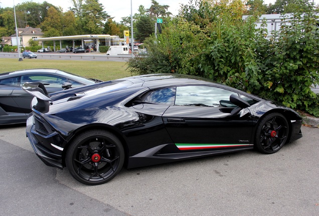 Lamborghini Huracán LP640-4 Performante