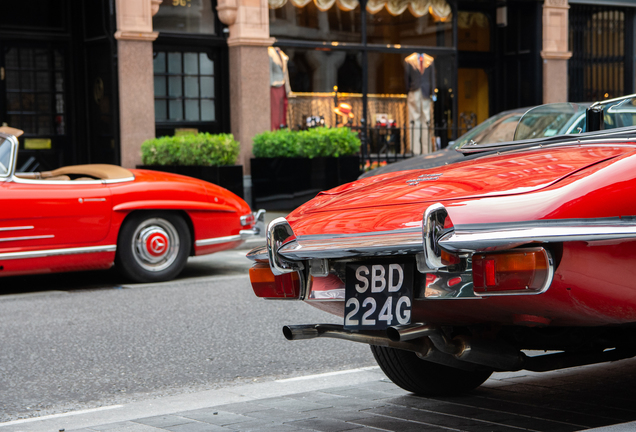 Mercedes-Benz 300SL Roadster