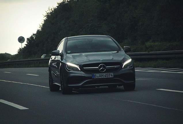 Mercedes-AMG CLA 45 C117 2017