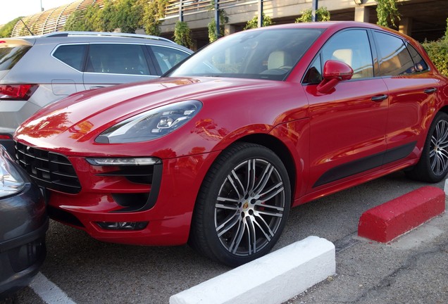 Porsche 95B Macan GTS