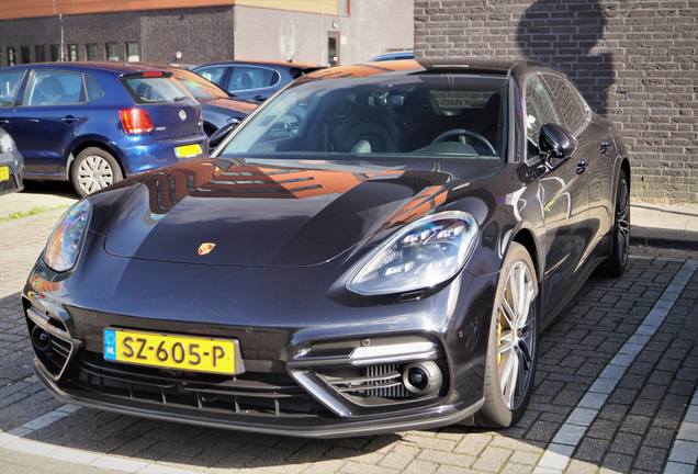 Porsche 971 Panamera Turbo S E-Hybrid Sport Turismo