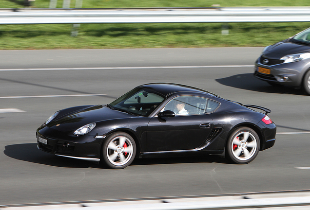 Porsche 987 Cayman S