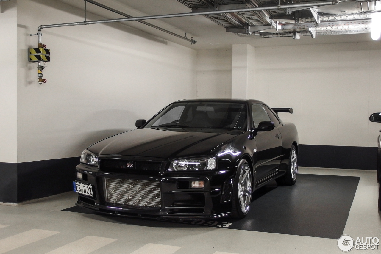 Nissan Skyline R34 GT-R V-Spec