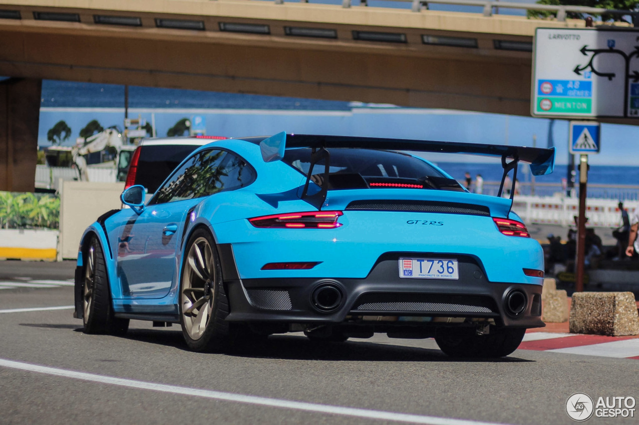 Porsche 991 GT2 RS Weissach Package