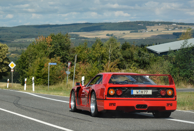 Ferrari F40