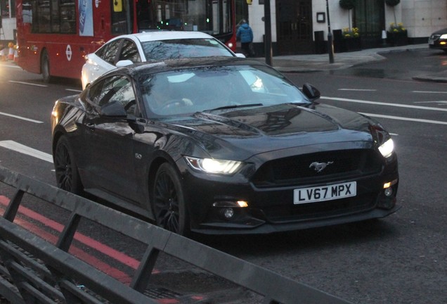 Ford Mustang GT 2015