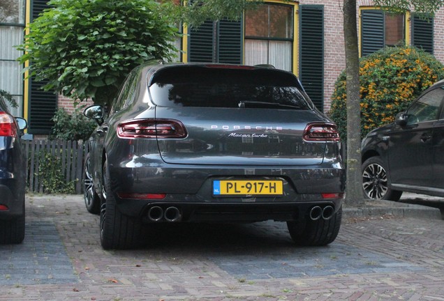 Porsche 95B Macan Turbo