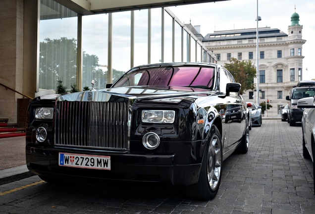 Rolls-Royce Phantom