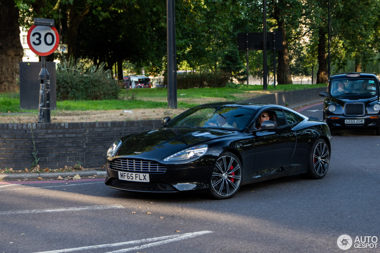 Aston Martin DB9 2015 Carbon Black Edition