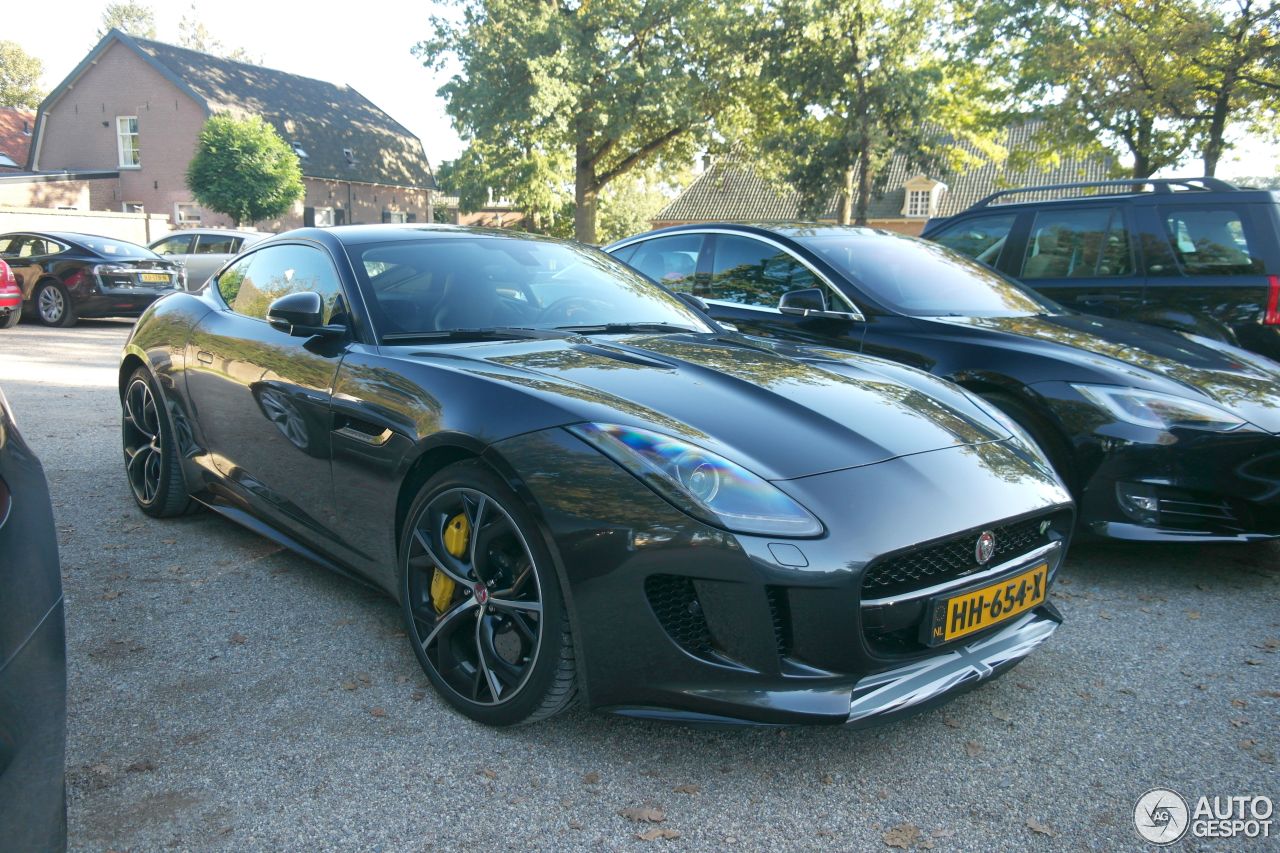 Jaguar F-TYPE R Coupé