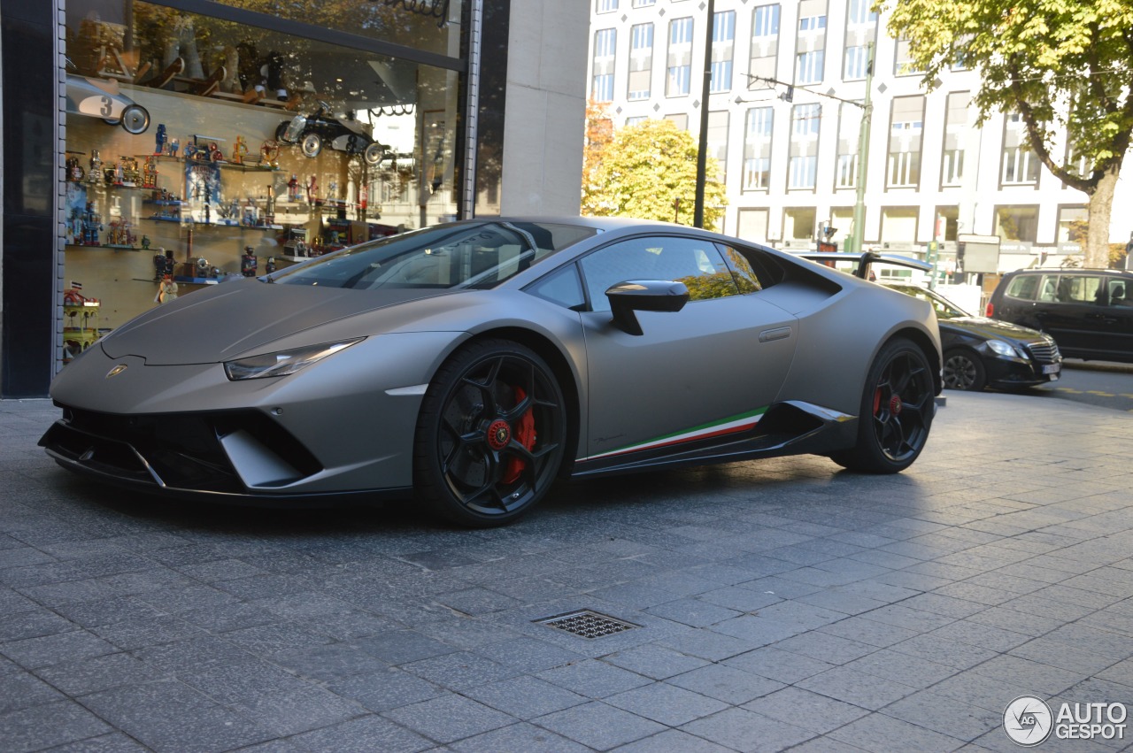 Lamborghini Huracán LP640-4 Performante