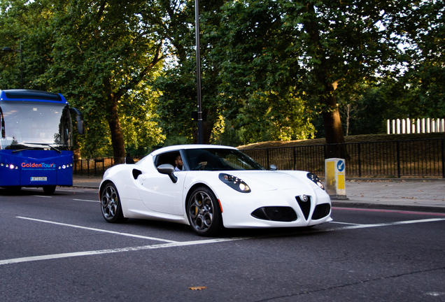 Alfa Romeo 4C Coupé