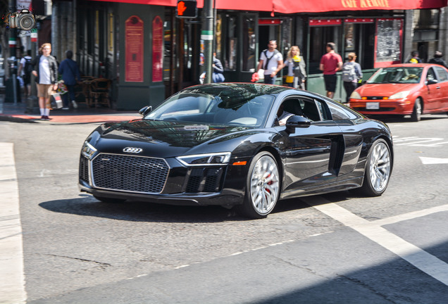 Audi R8 V10 2015