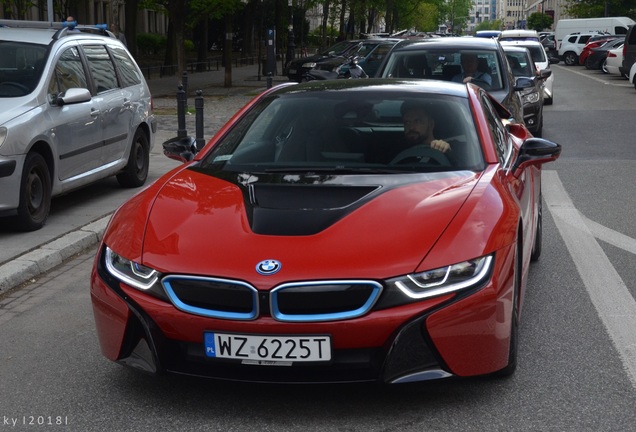 BMW i8 Protonic Red Edition