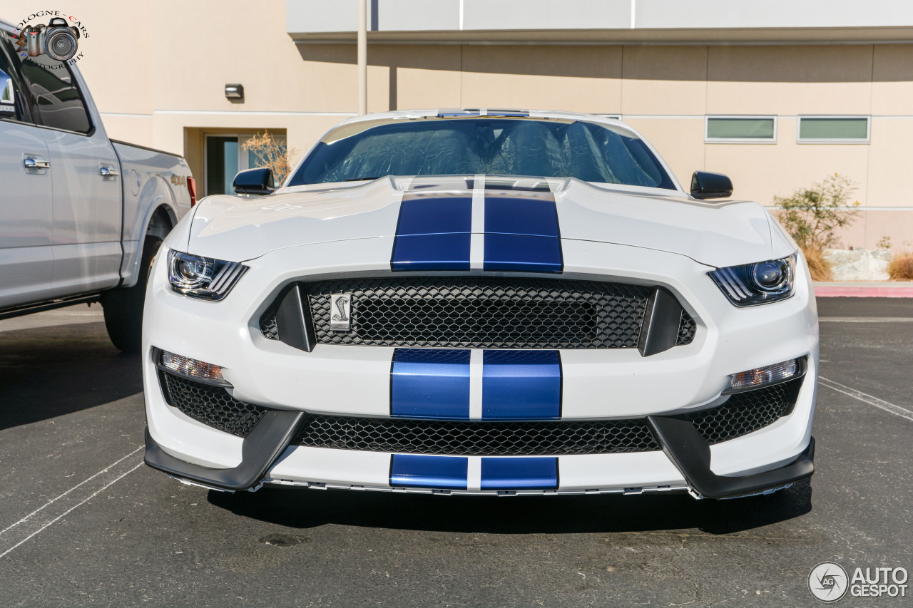 Ford Mustang Shelby GT350 2015