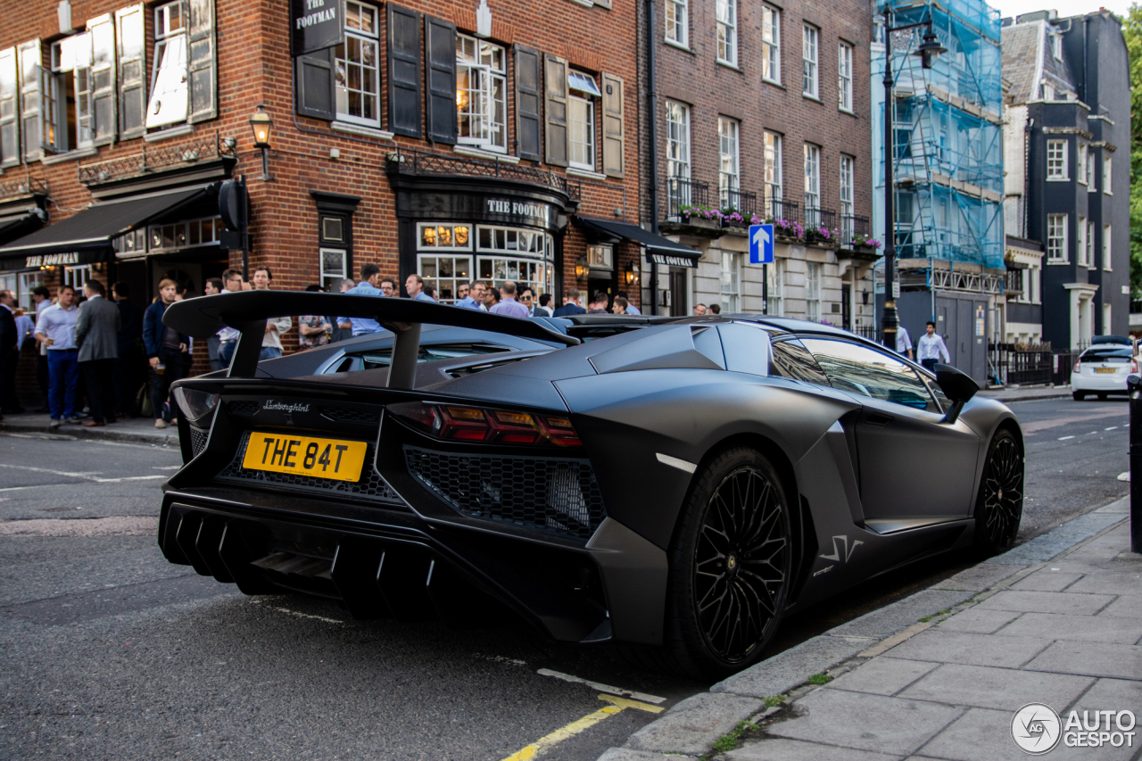 Lamborghini Aventador LP750-4 SuperVeloce Roadster