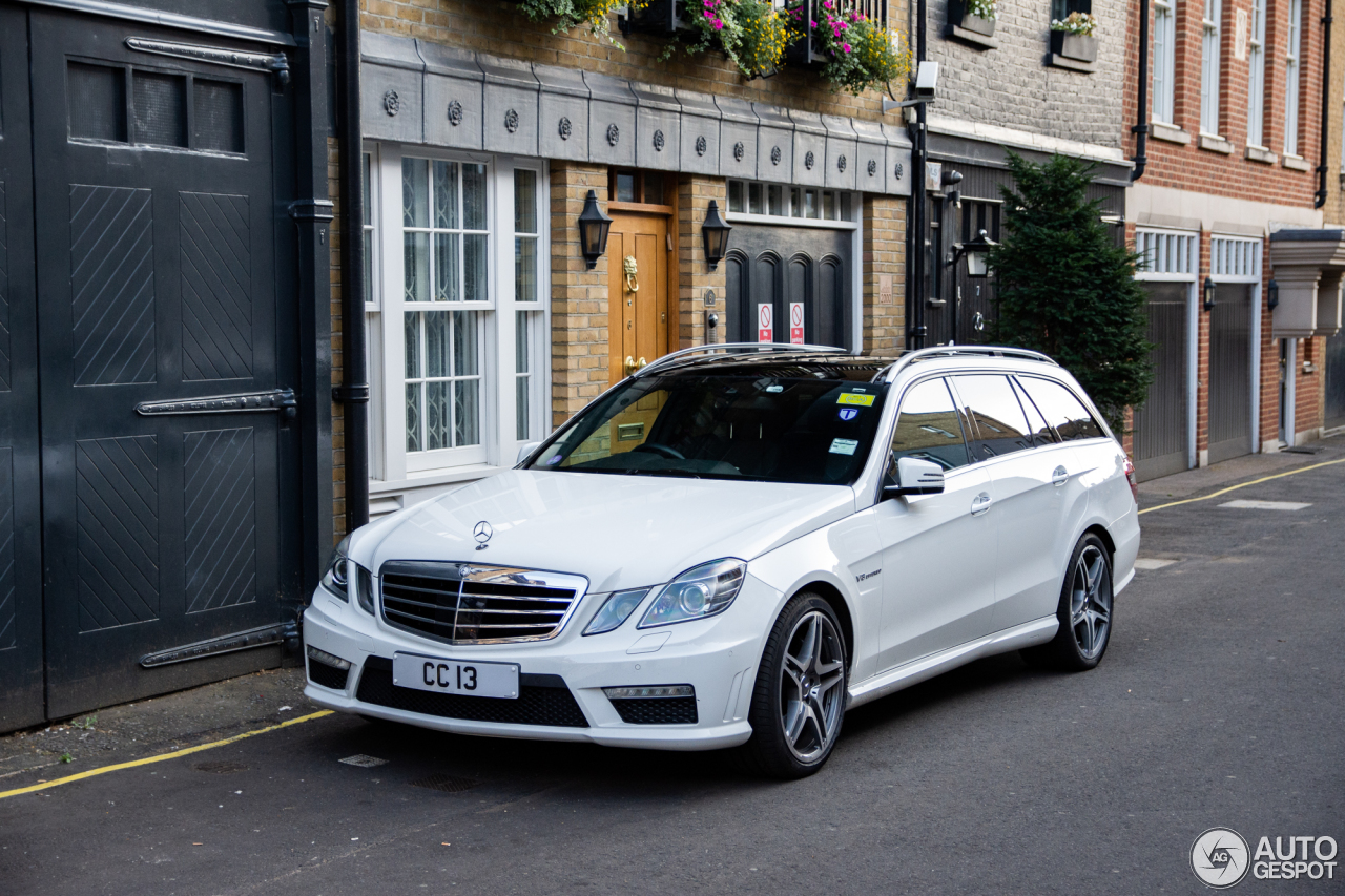 Mercedes-Benz E 63 AMG S212 V8 Biturbo