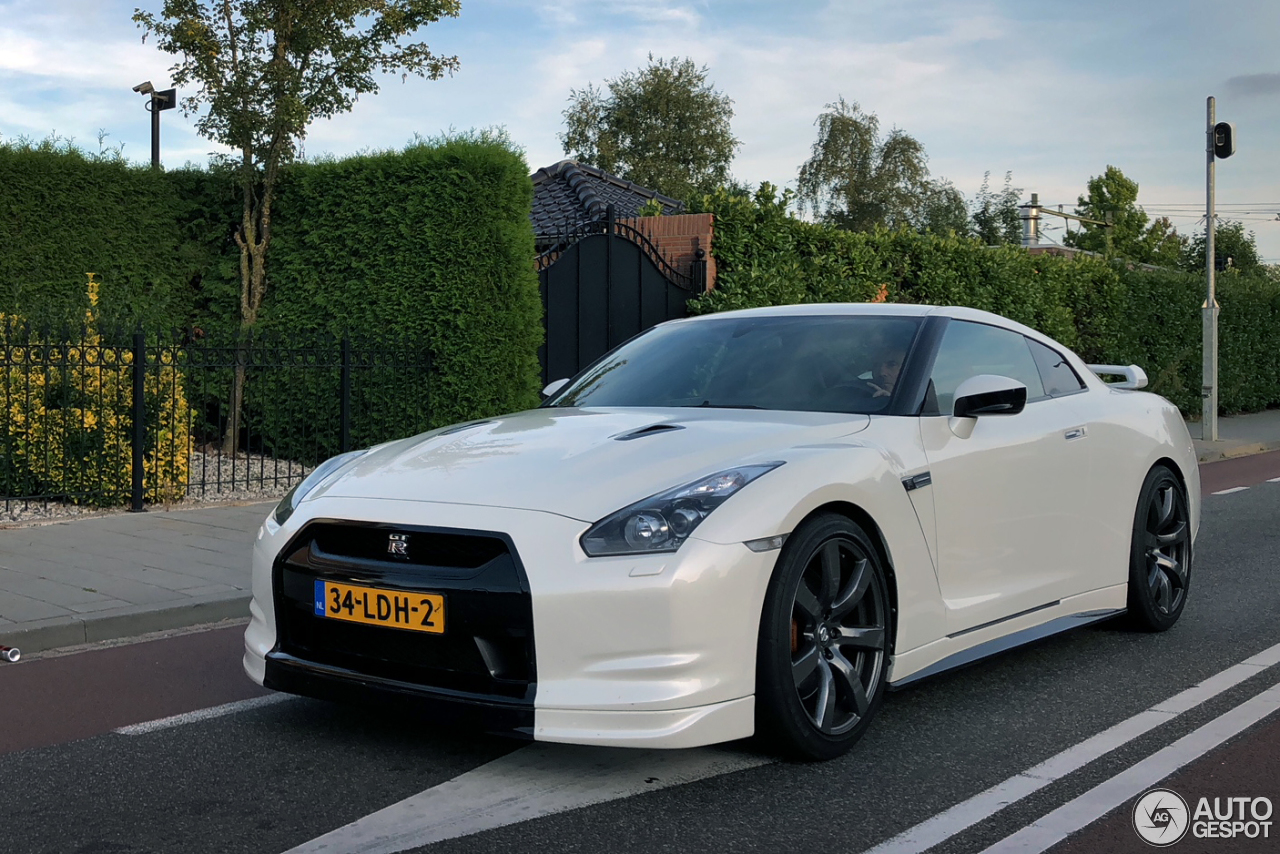 Nissan GT-R Switzer P600