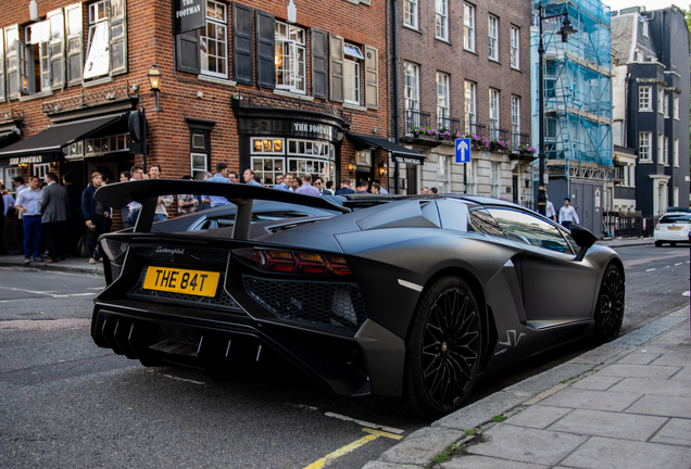 Lamborghini Aventador LP750-4 SuperVeloce Roadster