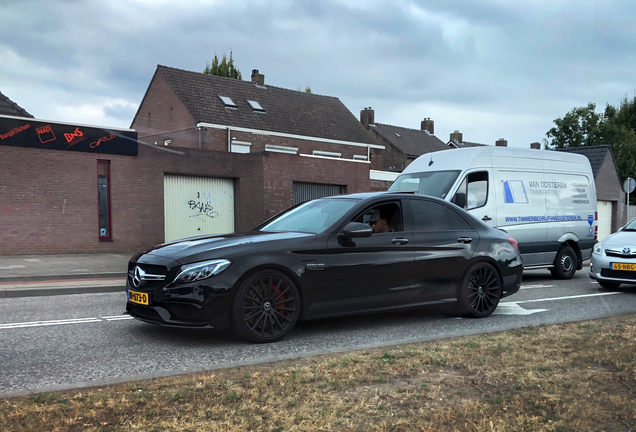 Mercedes-AMG C 63 S W205