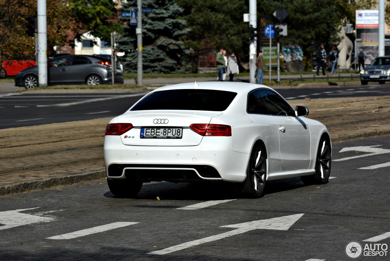 Audi RS5 B8 2012