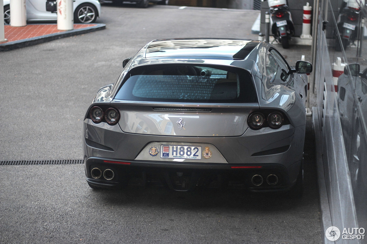 Ferrari GTC4Lusso