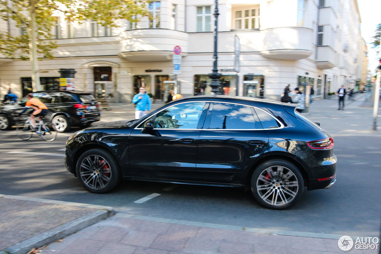 Porsche 95B Macan Turbo