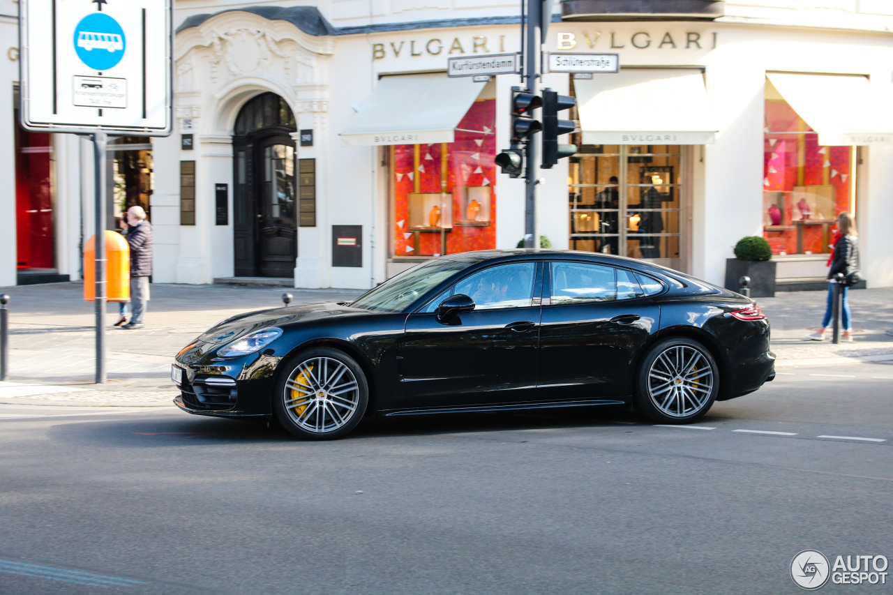 Porsche 971 Panamera Turbo