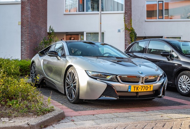 BMW i8 2018