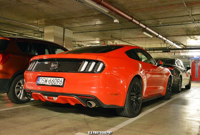 Ford Mustang GT 2015