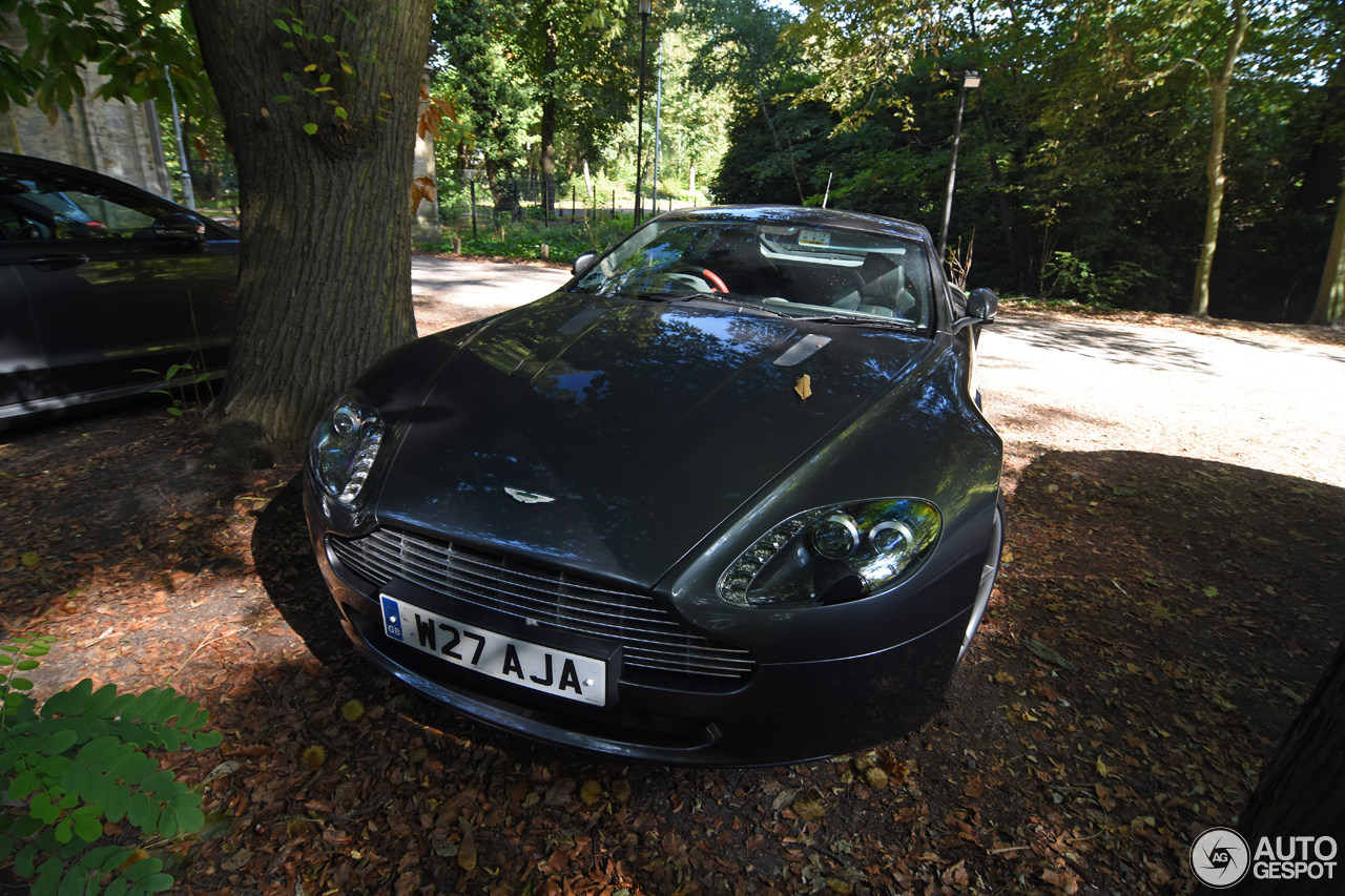 Aston Martin V8 Vantage