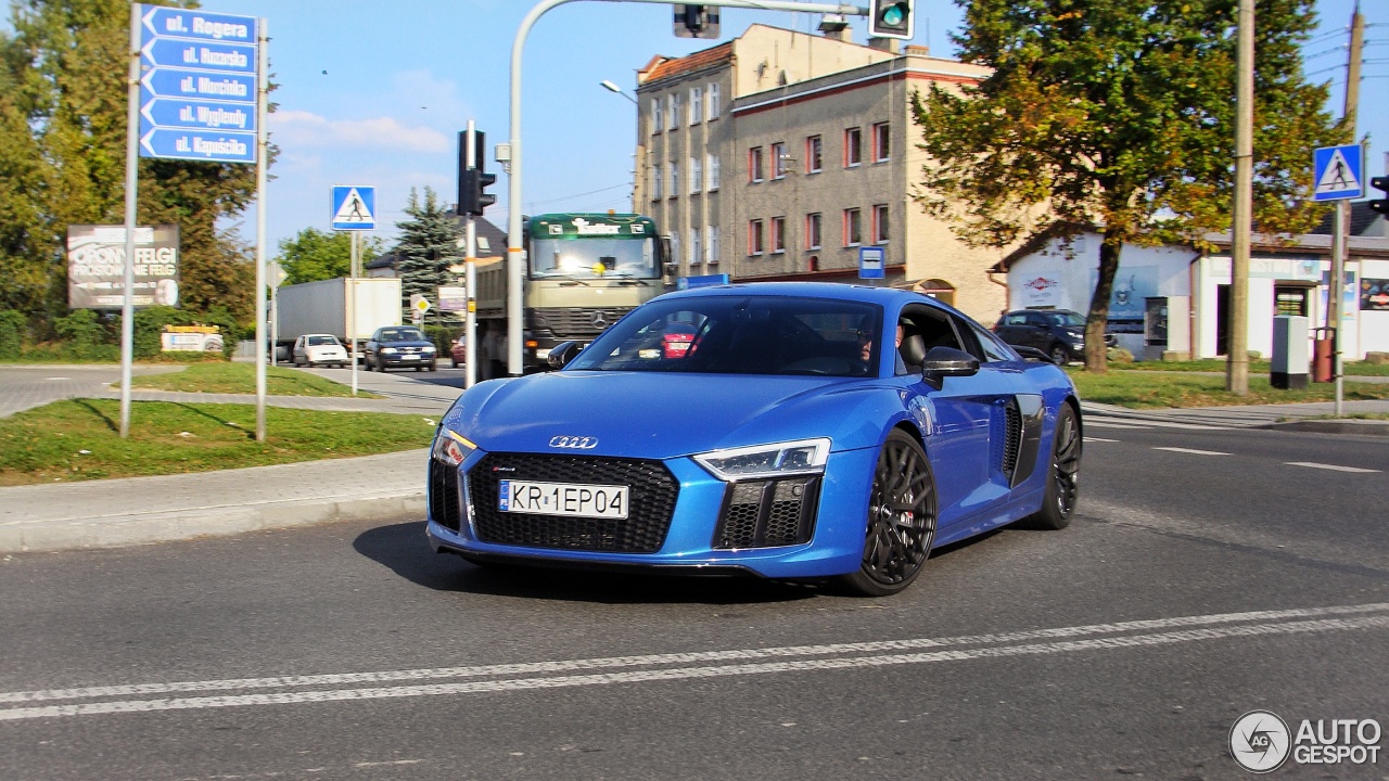 Audi R8 V10 Plus 2015