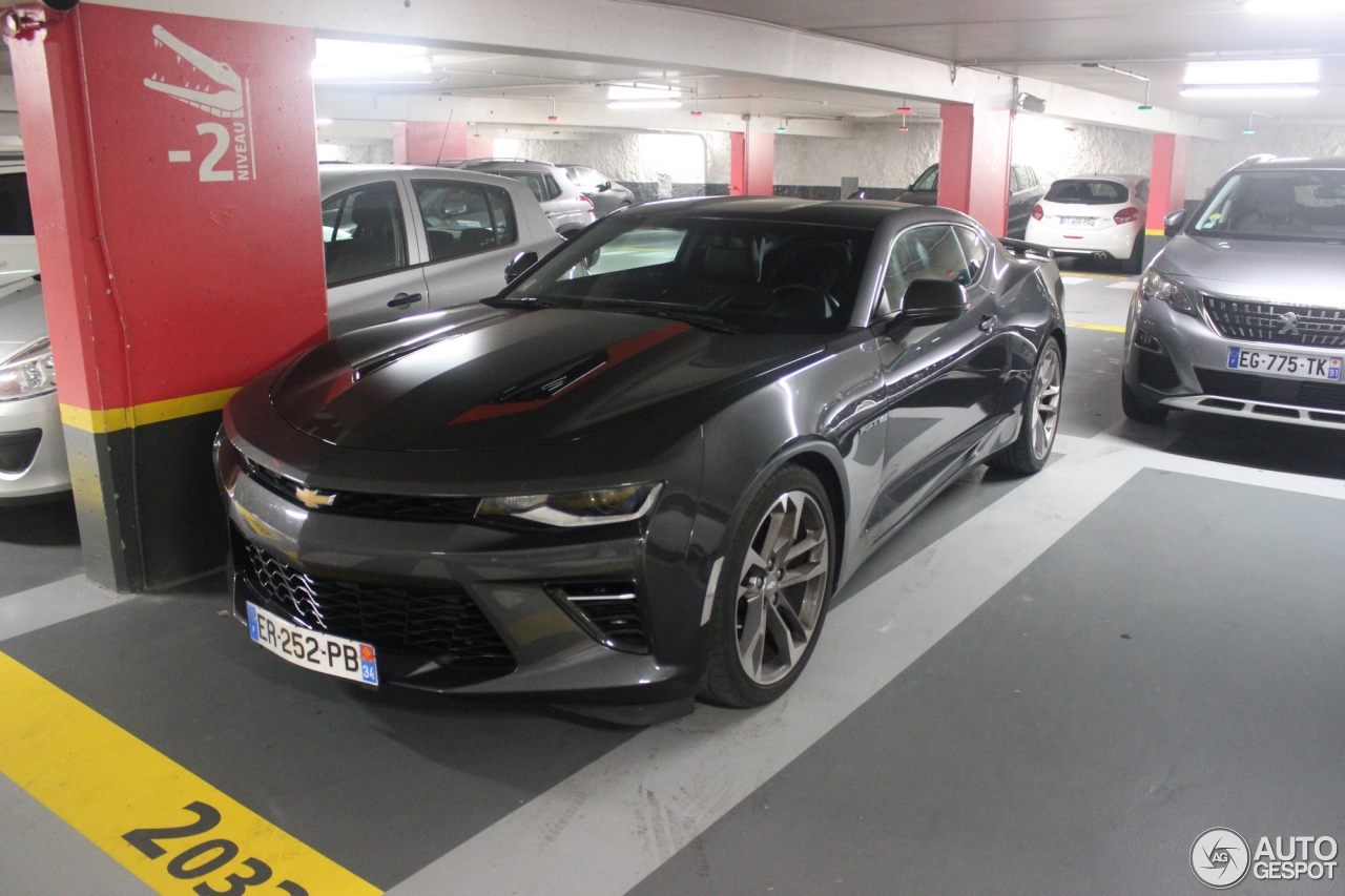 Chevrolet Camaro SS 2016 50th Anniversary