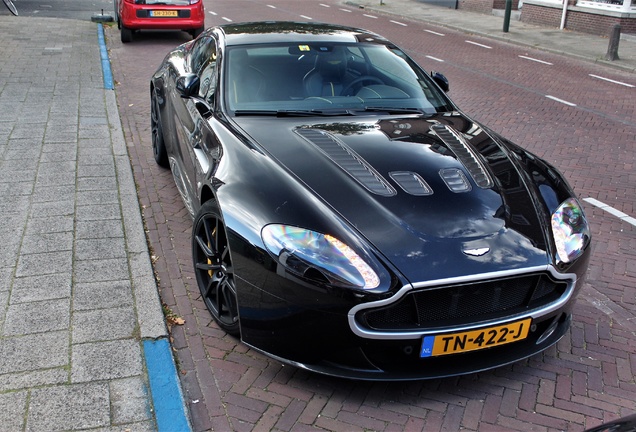 Aston Martin V12 Vantage S