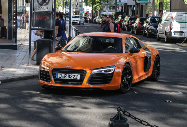 Audi R8 V10 Plus 2013