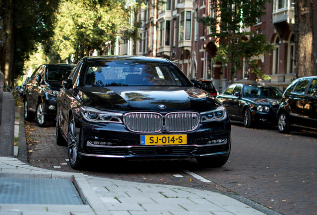 BMW M760Li xDrive