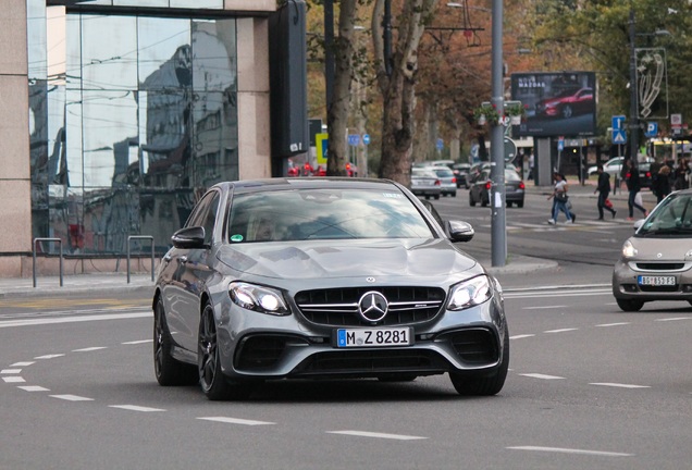 Mercedes-AMG E 63 S W213