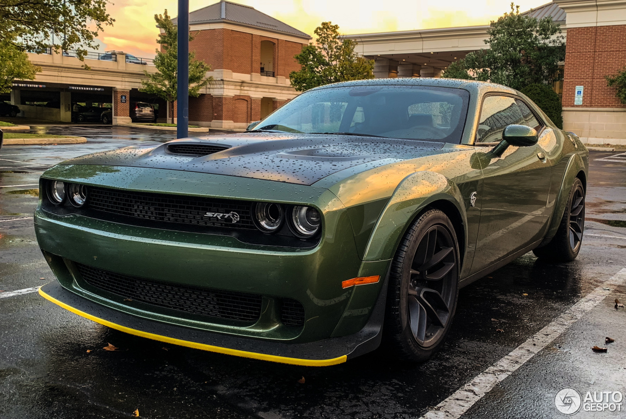 Dodge Challenger SRT Hellcat Widebody