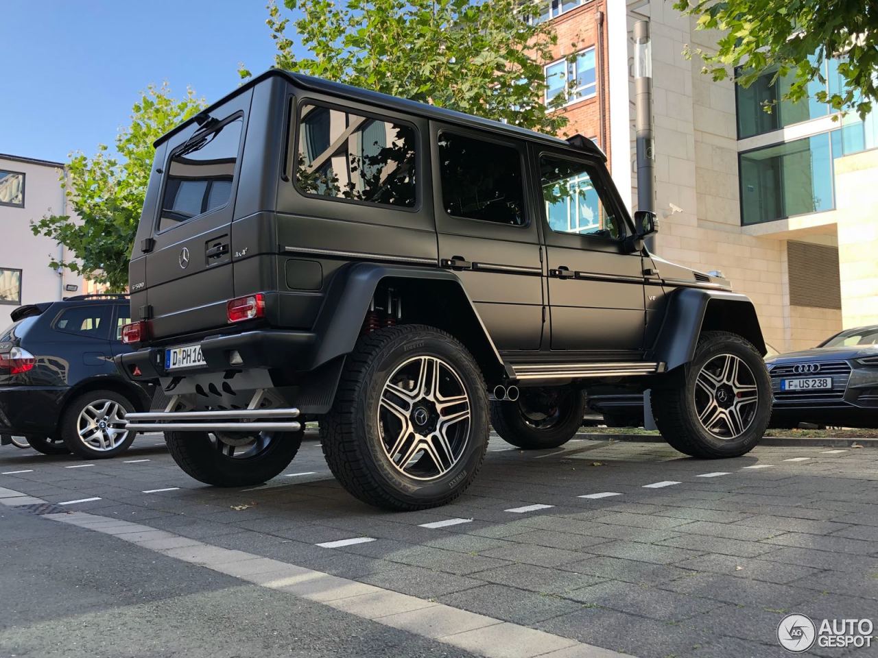 Mercedes-Benz G 500 4X4²