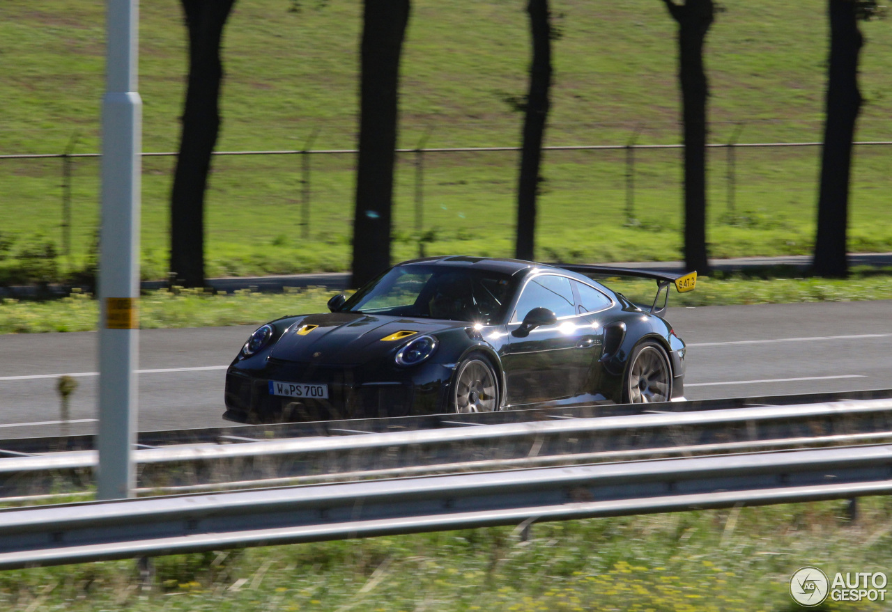 Porsche 991 GT2 RS Weissach Package