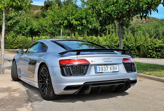 Audi R8 V10 Plus 2015