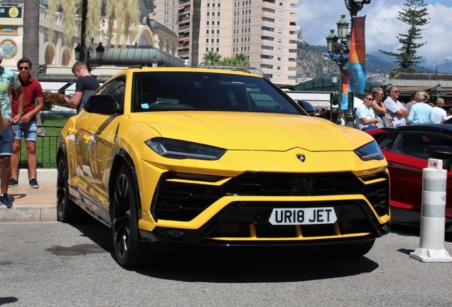 Lamborghini Urus