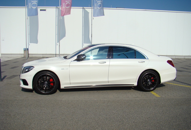 Mercedes-AMG S 63 V222