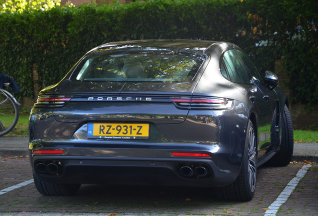 Porsche 971 Panamera Turbo S E-Hybrid Executive