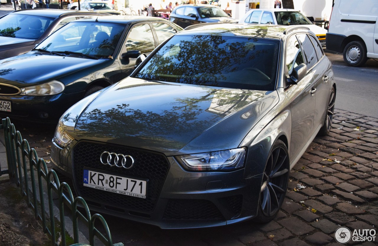 Audi RS4 Avant B8